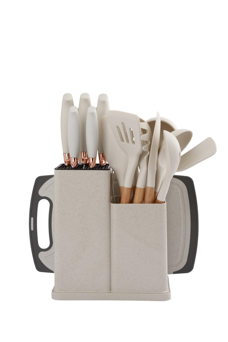 الصفحة الرئيسية طقم سكاكين 19 قطعة الأصلي – متين وعملي لجميع الاستخدامات المنزلية